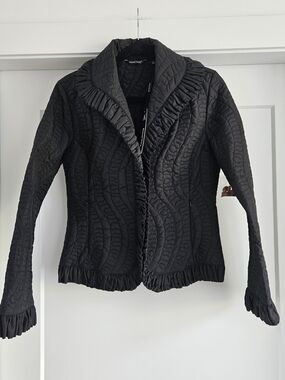 Samuel Dong Black Quilted Ruffle-Trim Blazer Size Small